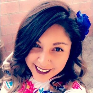 Meet your Posher, Vanessa